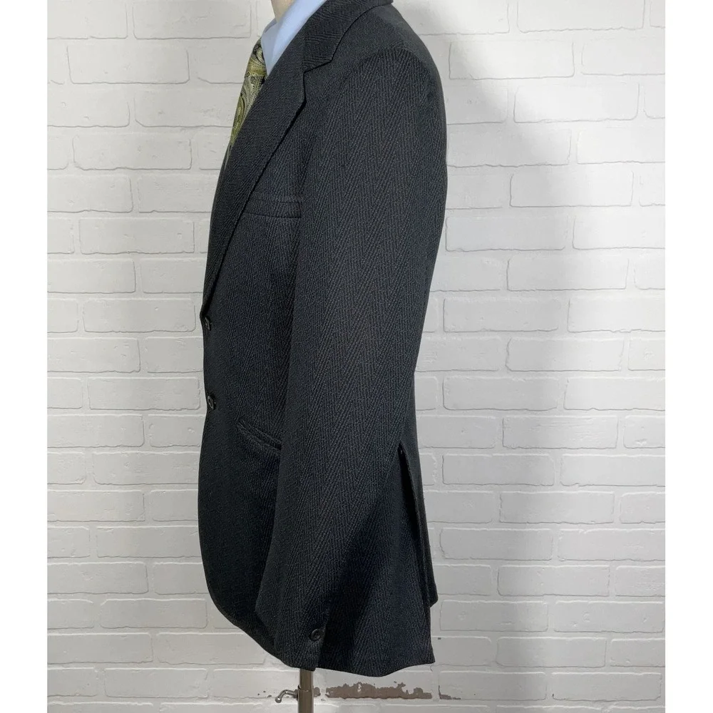 B Bonds Blazer Men 39R Blue Herringbone Two Button 70s Wide Lapel Polyester VTG‎